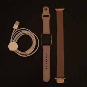 Apple Watch Series 1 in rose gold 38mm S/M band